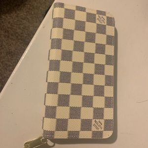 dh gate checkered wallet